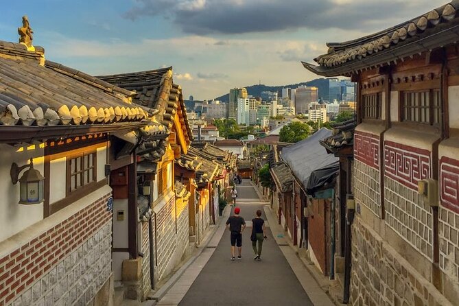 Seoul Full Day Tour With a Local: 100% Personalized & Private - Food and Drinks Included