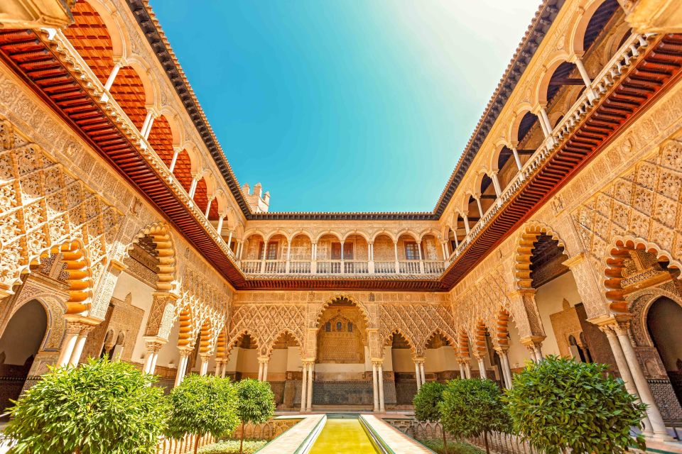 Seville: Alcázar Skip-the-Line Tickets and Guided Tour - Meeting Point and Arrival