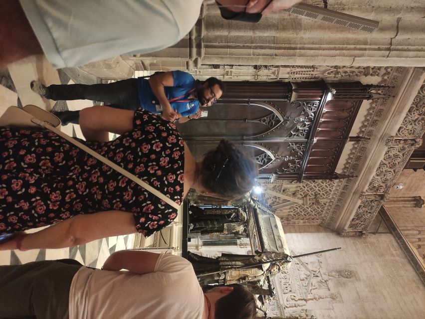 Seville: Cathedral, Giralda, and Alcazar Guided Tour - Customer Reviews and Experiences