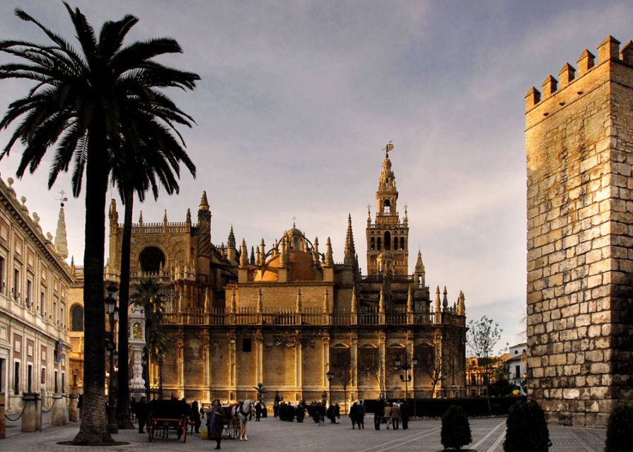 Seville Full-Day Sightseeing Tour From Granada - Reales Alcázar and Cathedral