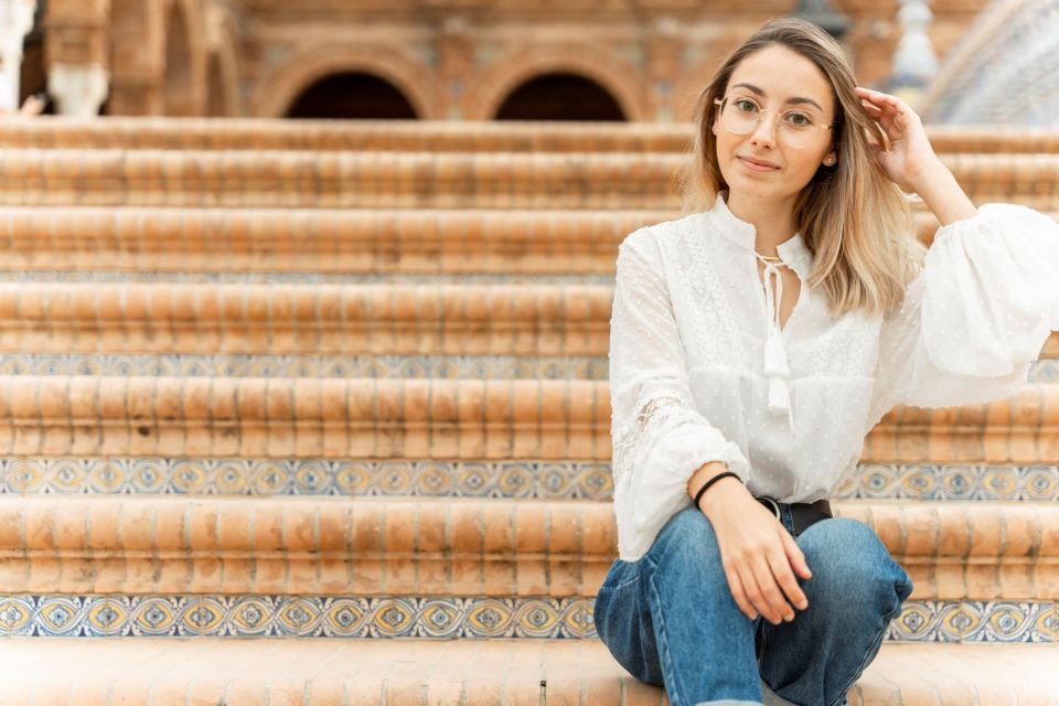 Seville: Professional Photoshoot at Plaza De España - Package Options