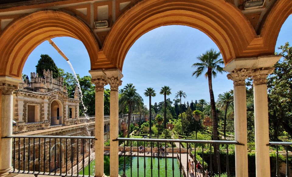 Seville: Royal Alcázar Guided Tour With Fast Entry Ticket - Customer Feedback