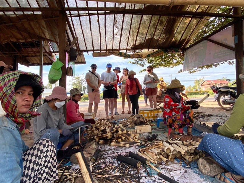 Shared Tours to Sunset at Kompong Khleang Floating Village - Important Information for Tourists