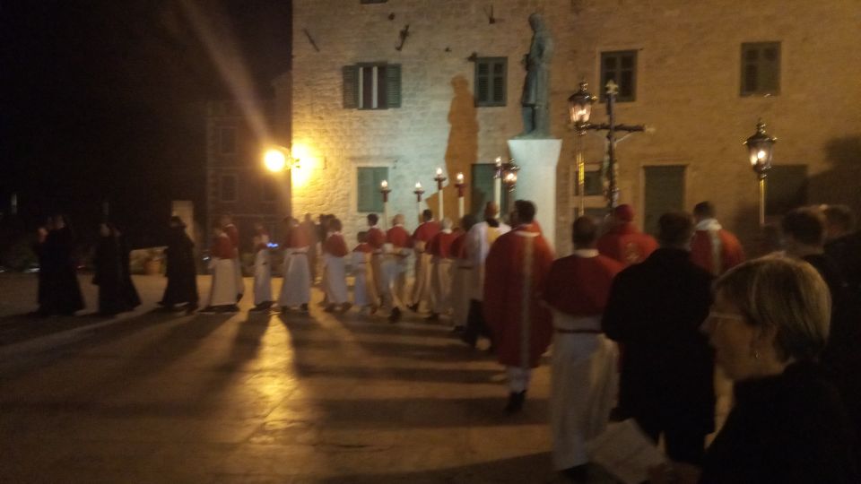 Šibenik: Night Walking Tour by the Medieval Šibenik - Meeting Point and Logistics