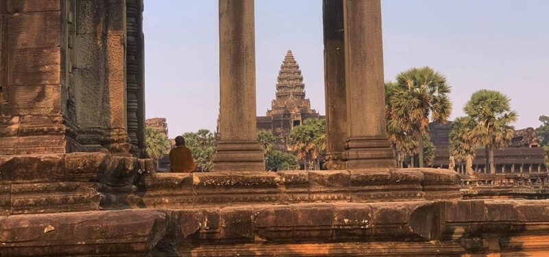 Siem Reap: Angkor Temples Small Circuit Shared Group Tour - Inclusions and Exclusions