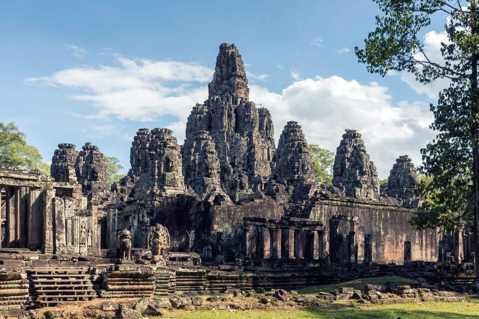 Siem Reap: Angkor Wat Small-Group Full Day Tour and Sunset - Preparation and Restrictions