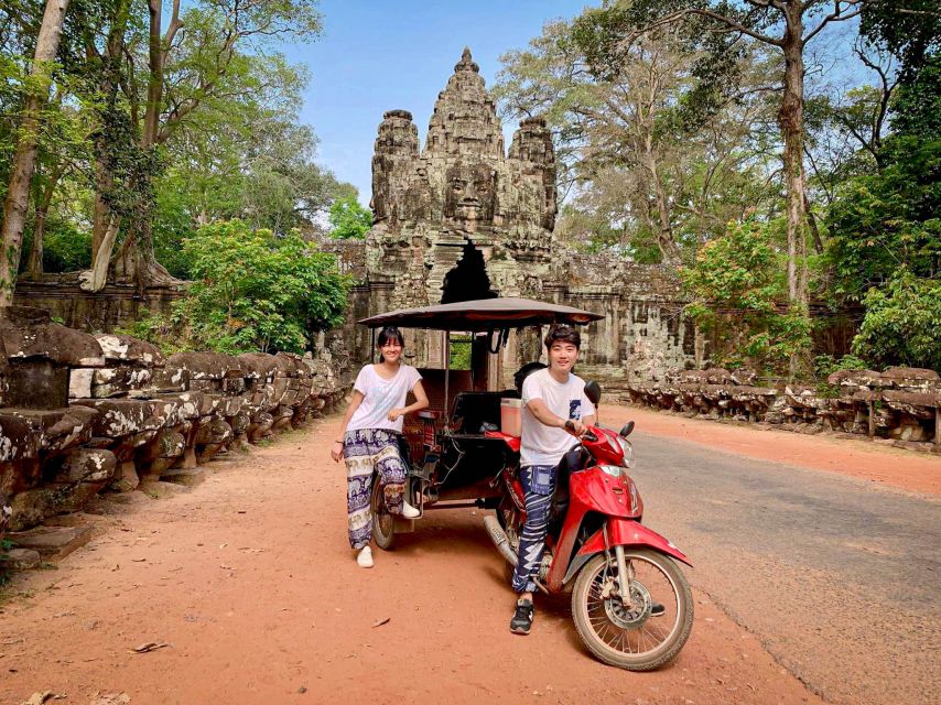 Siem Reap: Angkor Wat Sunrise Tour via Tuk Tuk & Breakfast - Other Temples Visited