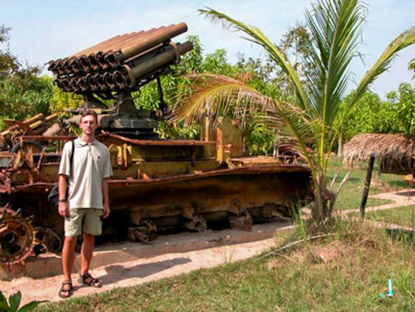 Siem Reap: Khmer Rogue, War Museum &Landmine Museum Day Tour - Accessibility Information