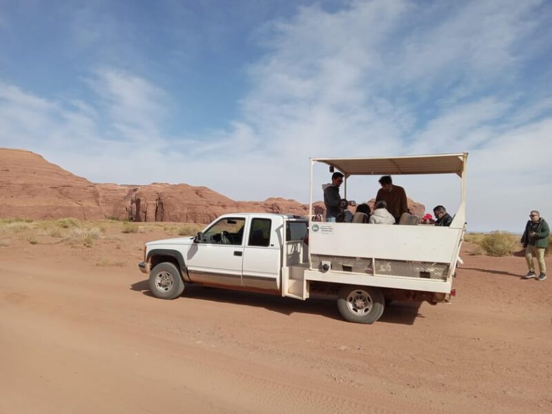 Sightseeing Vehicle Tour - Meeting Point and Directions
