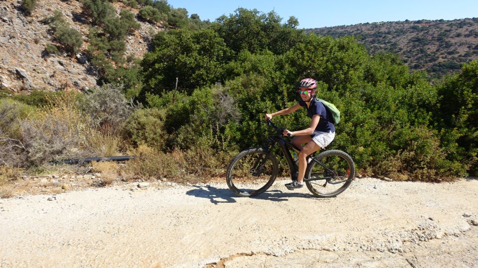 Small Villages and Cretan Nature. E-Bike Tour - Safety and Requirements