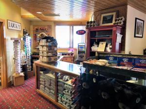 Spearfish Canyon Lodge - Policies and Procedures