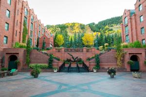 St. Regis Aspen Resort - Dining Options