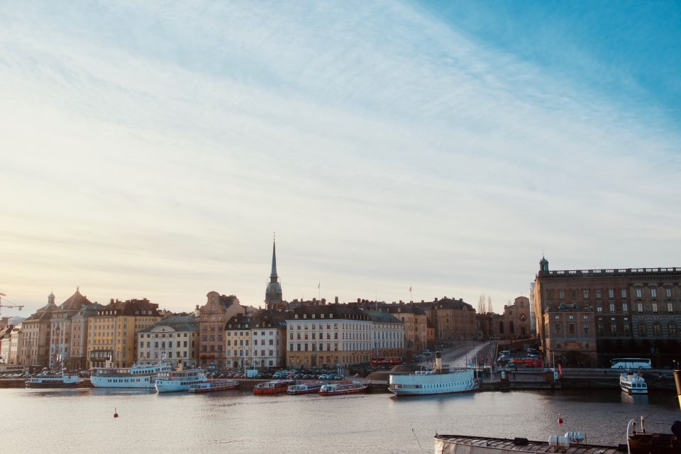 Stockholm: Capture the Most Photogenic Spots With a Local - Tips for the Perfect Shot