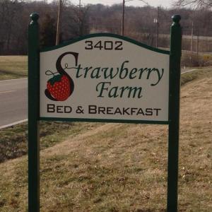 Strawberry Farm B and B - Nearby Attractions