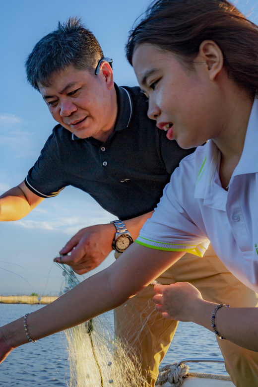 Sunset On Tam Giang Lagoon Group Tour - What to Bring