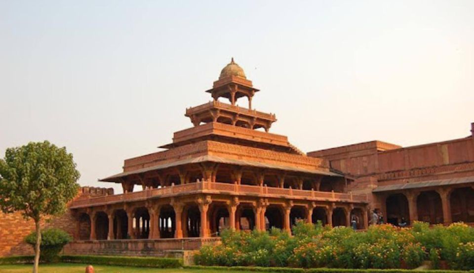 Taj Mahal Sunrise & Agra Fort Tour With Fatehpur Sikri - Accessibility Features