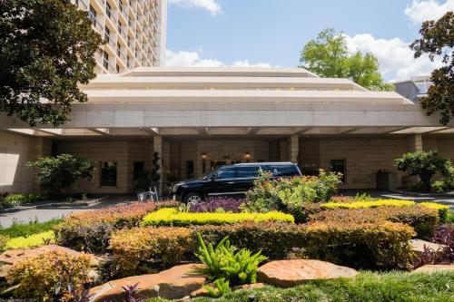 The St. Regis Houston - Nearby Attractions