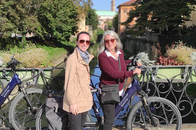 The Story of Vicenza: Guided Half-Day E-Bike Sightseeing Tour - Knowledgeable Guides Captivating Narration