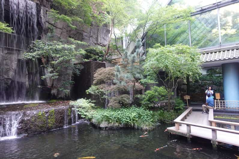 Tokyo Meguro River Private Cultural Tour With Licensed Guide - What to Expect