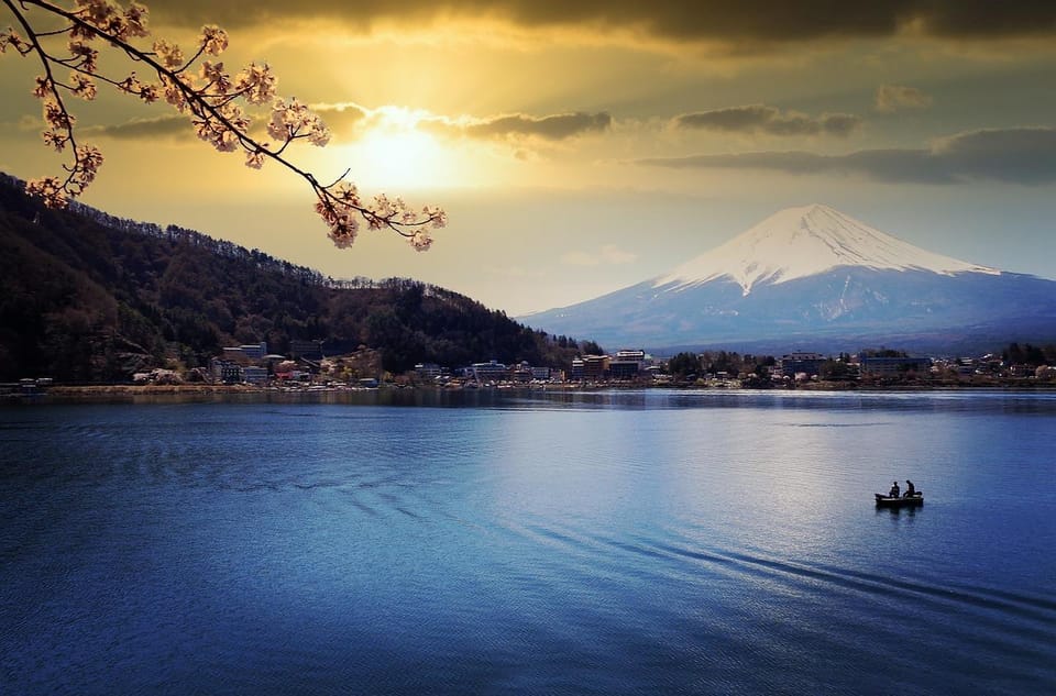 Tokyo: Mount Fuji or Hakone Customized Private Full-Day Trip - Tour Features and Amenities