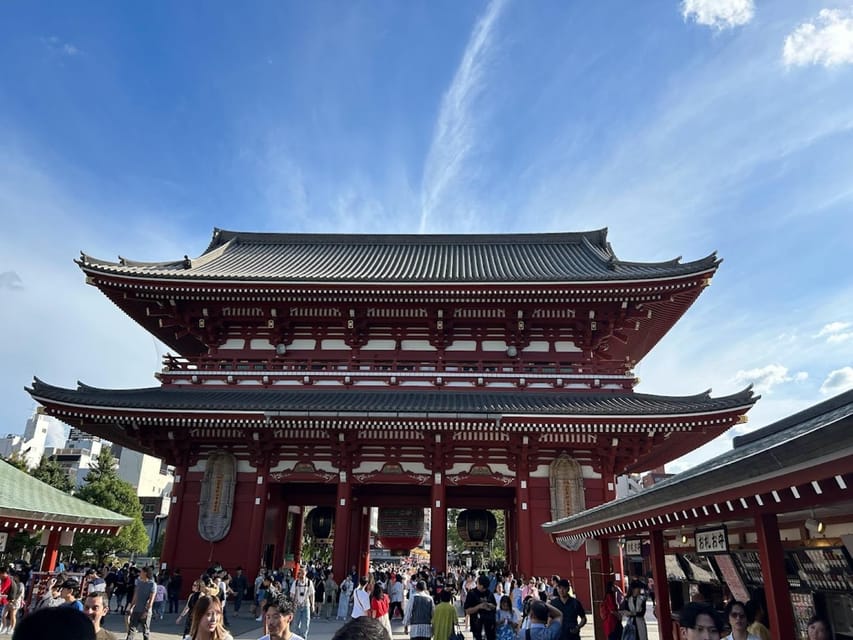 Tokyo: Tsukiji Market, Senso-ji Temple, and Akihabara Tour - Local Customs and Etiquette