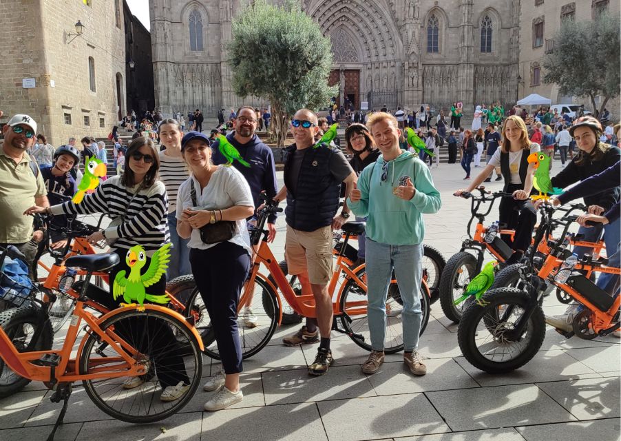 Top-25 Sights Privat Guided City Tour by Bike/eBike - Meeting Point