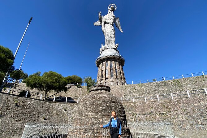 Tour in Quito, Middle of the World-Cable Car-Panecillo - Intiñan Museum