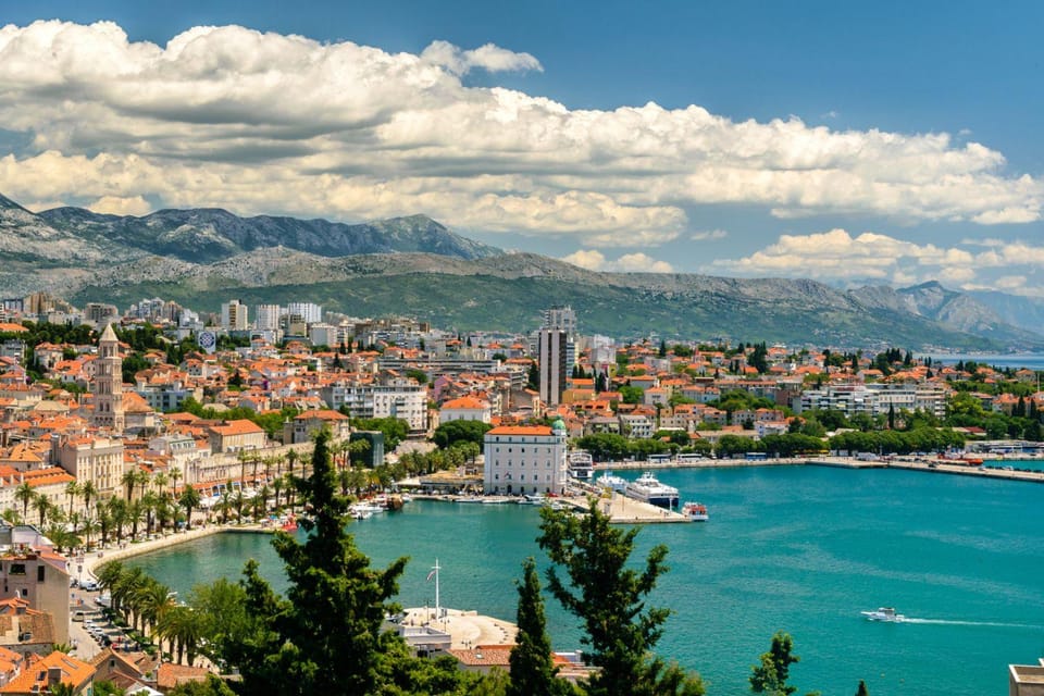 Transfer Zagreb - Split or Split - Zagreb - Luggage Assistance