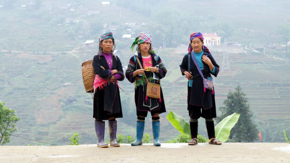 Trekking Through Rice Terraced Fields - Customer Experiences