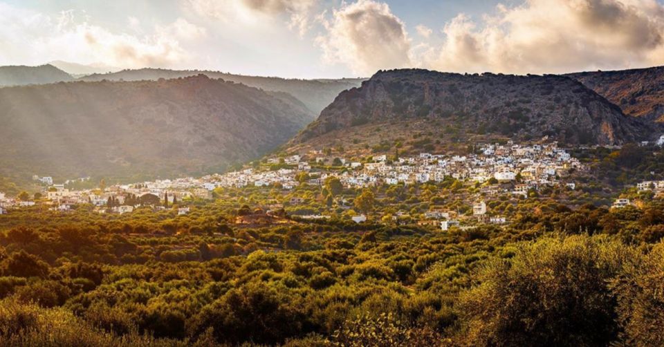 Uncharted East Crete & Local Secrets From Herakion - Exploring Local Cuisine