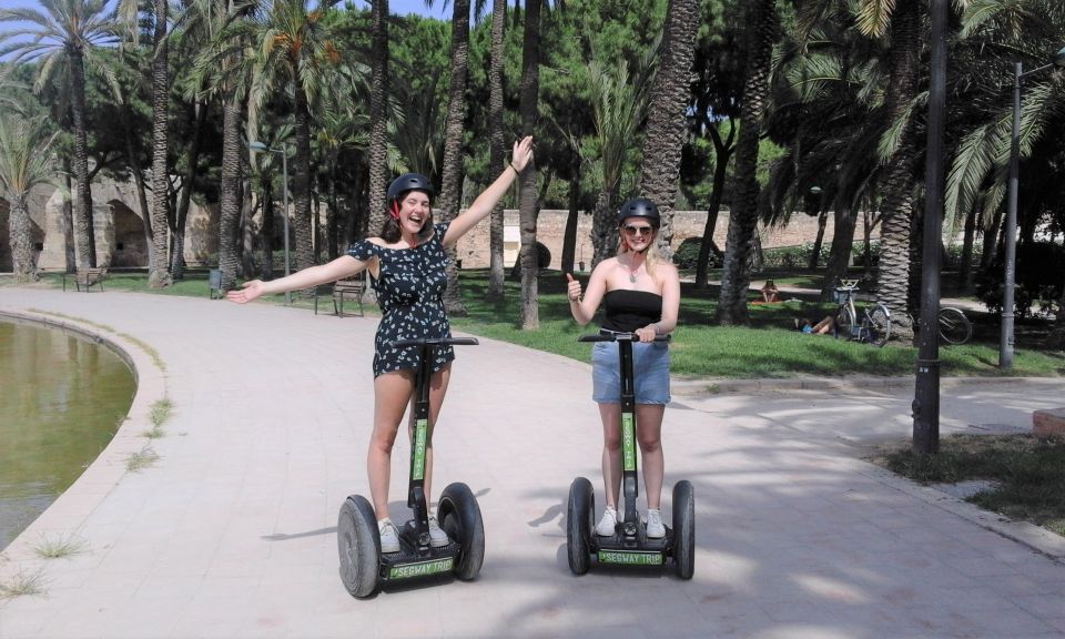 Valencia: Garden & Palace Music Segway Tour - Relaxed Segway Riding