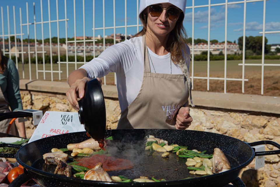 Valencia: Paella Full Experience Workshop at Villa Indiano - Included Amenities