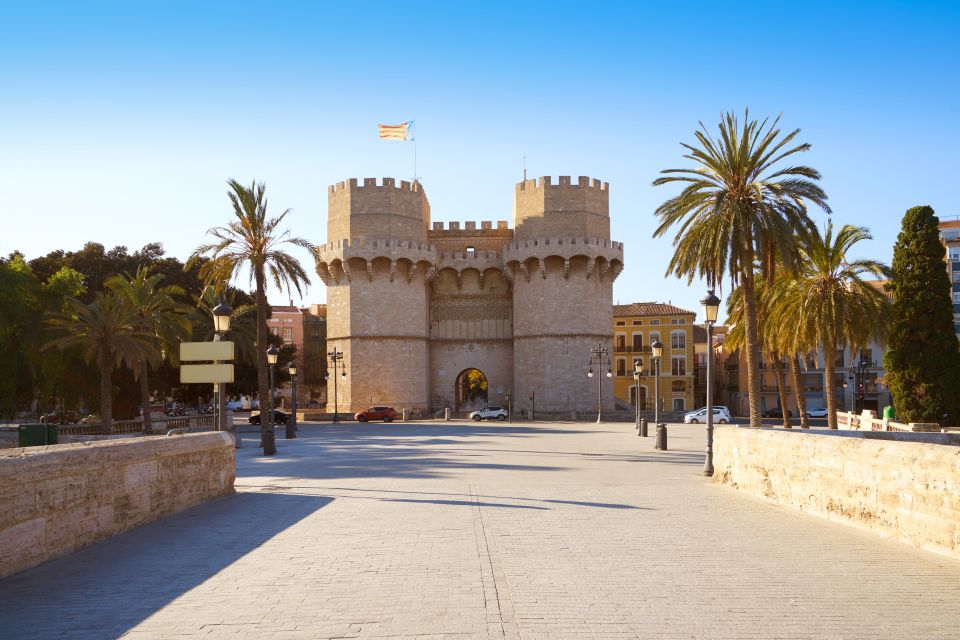 Valencia: Private Guided City Walking Tour - Vibrant Food Market