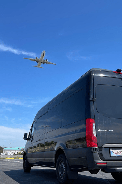 Vancouver: Private Shuttle - Suburban/Benz Van - Scenic Route Benefits