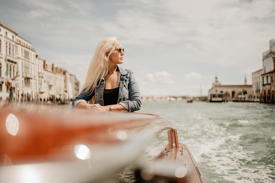 Venice: Water Taxi Ride With Professional Photographer - Included Services