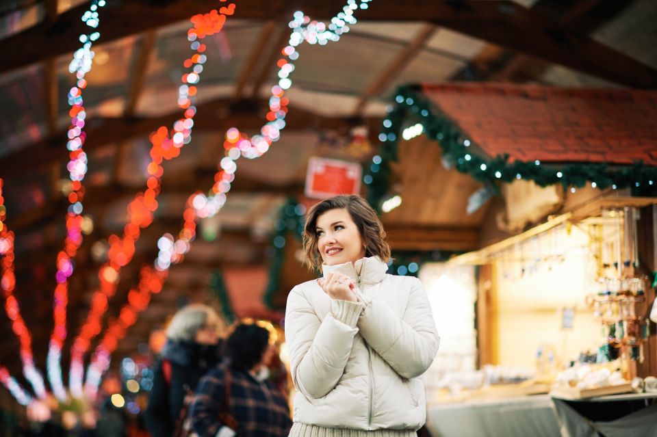 Vevey's Holiday Charm: A Festive Lakeside Stroll - Lakeside Promenade Stroll