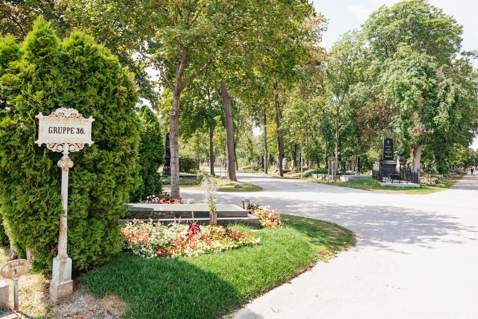 Vienna: Vienna Central Cemetery Guided Walking Tour - Accessibility Features