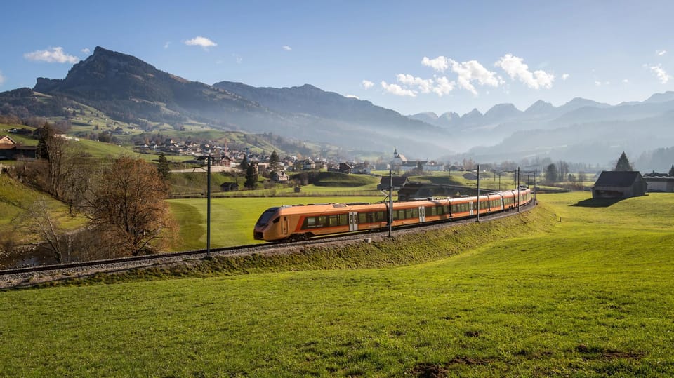 Voralpen Express: Journey Between St. Gallen & Rapperswil - Accessibility and Amenities