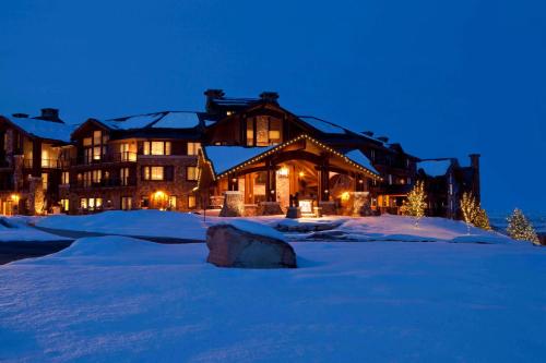 Waldorf Astoria Park City - Policies and Additional Information