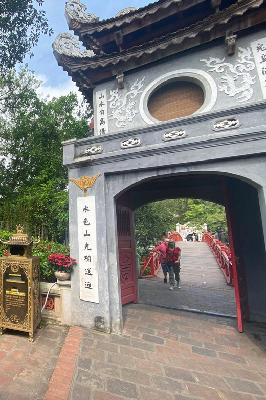 Walking Tour in Hanoi Old Town - Local Guides and Stories