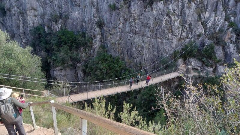 Walking Tour of The Canyon and Hanging Bridges of Chulilla - Pre-tour Coffee in Chulilla