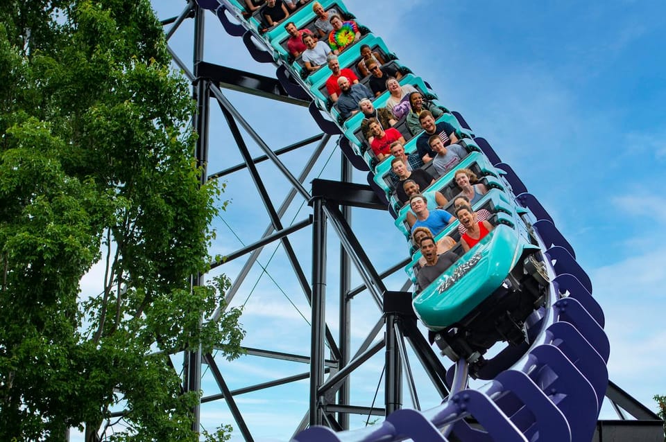 West Mifflin, PA: Kennywood Park Entry Ticket - Visitor Guidelines