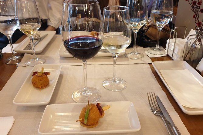 Wine Tasting in Granada - Local Specialties and Delicacies