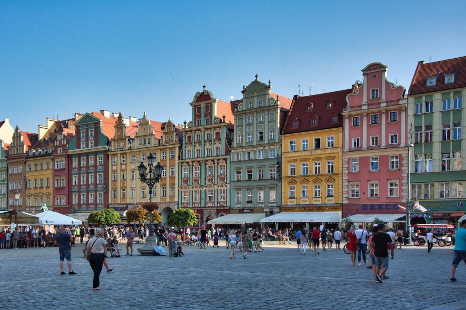 Wroclaw: Express Walk With a Local in 60 Minutes - Booking and Cancellation Policy