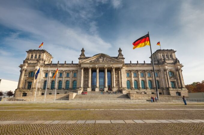 Wroclaw: Full Day Trip to Berlin - Iconic Landmarks
