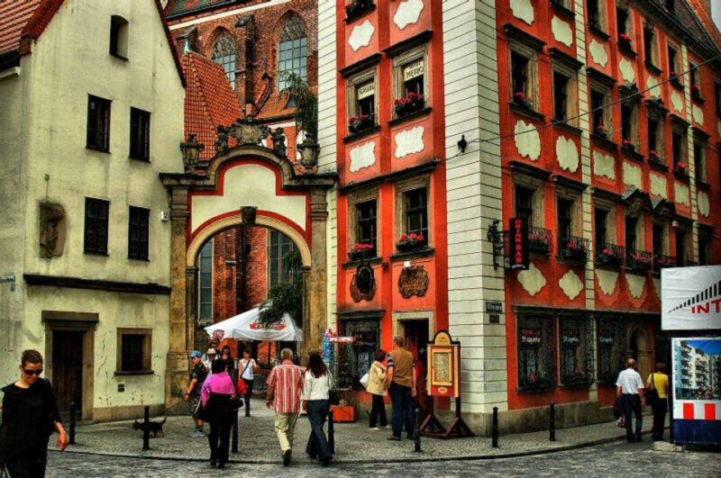 Wroclaw: Secrets of Wroclaw Walking Tour (2 Hours) - Architectural Marvels to Admire