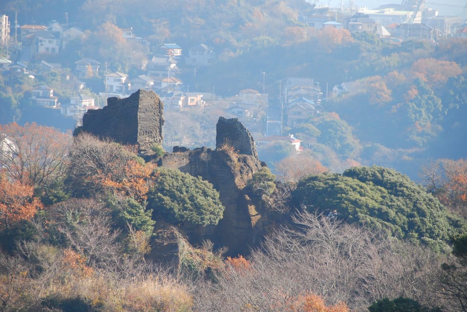 Yokosuka: Hike and Local Cruise Experience in Spanish - Meet Your Guide