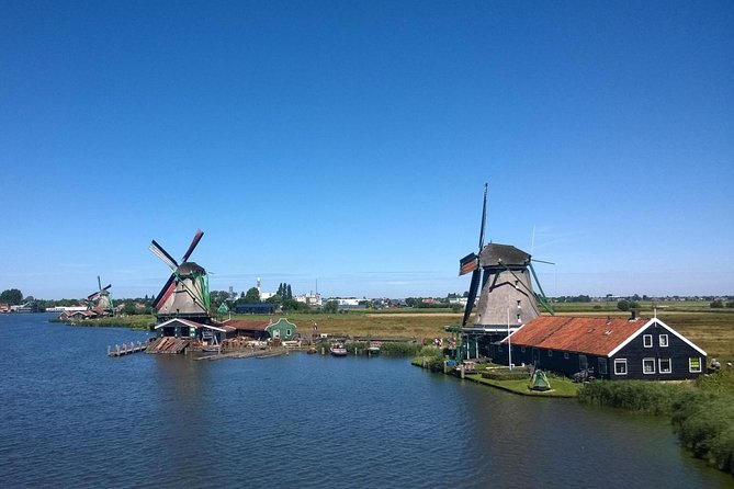 Zaanse Schans Windmills Private Tour From Amsterdam Airport - Discover Dutch Traditions