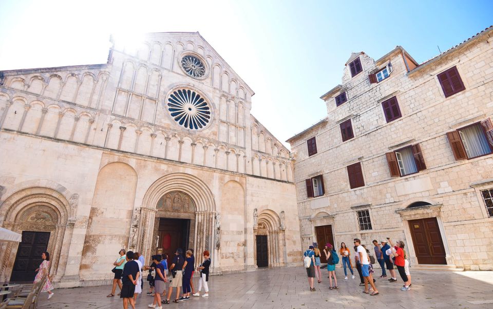 Zadar: Guided City Walking Tour - Experiencing Local Specialties