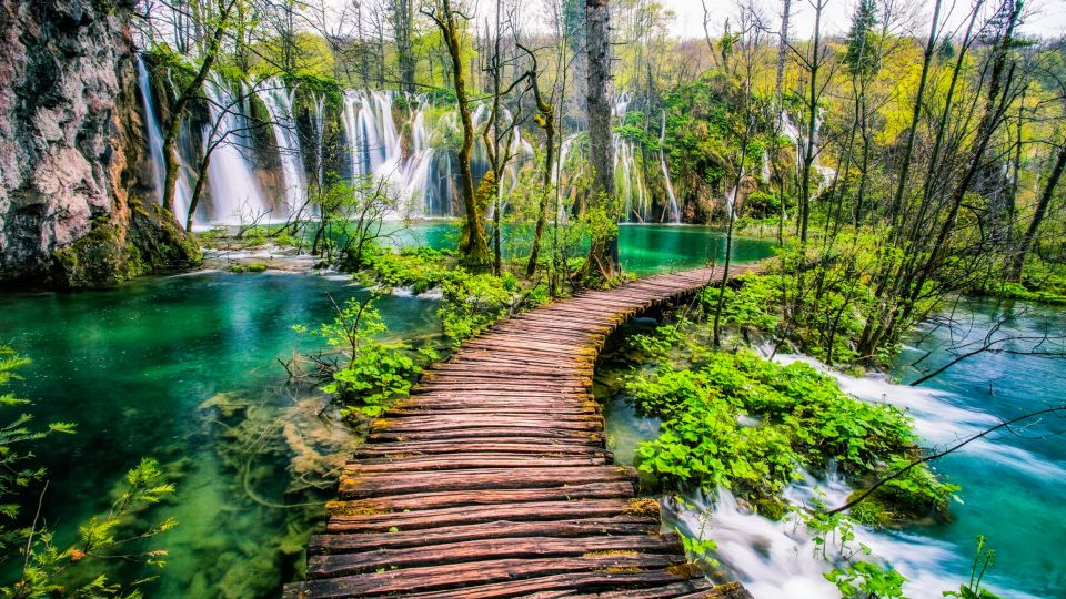 Zadar: Plitvice Lakes With Boat Ride and Zadar Old Town Tour - Transportation and Duration